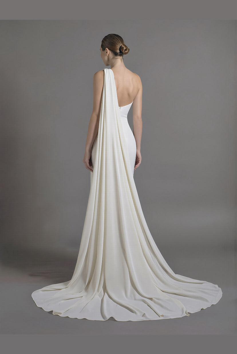 Petra Kara Bridal one-arm chiffon cape in size S-XXXL, flowing elegant design with delicate fabric and stylish drape.