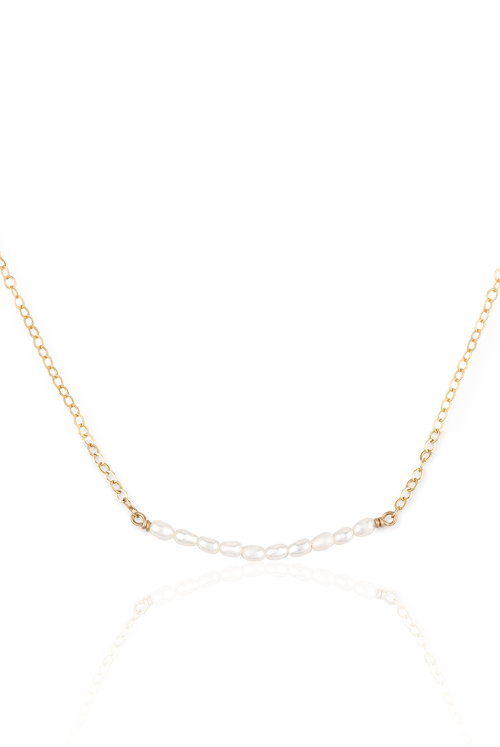 PM Atelier Daphne necklace featuring freshwater pearls and 18k gold accents, elegant jewelry for sophisticated style.