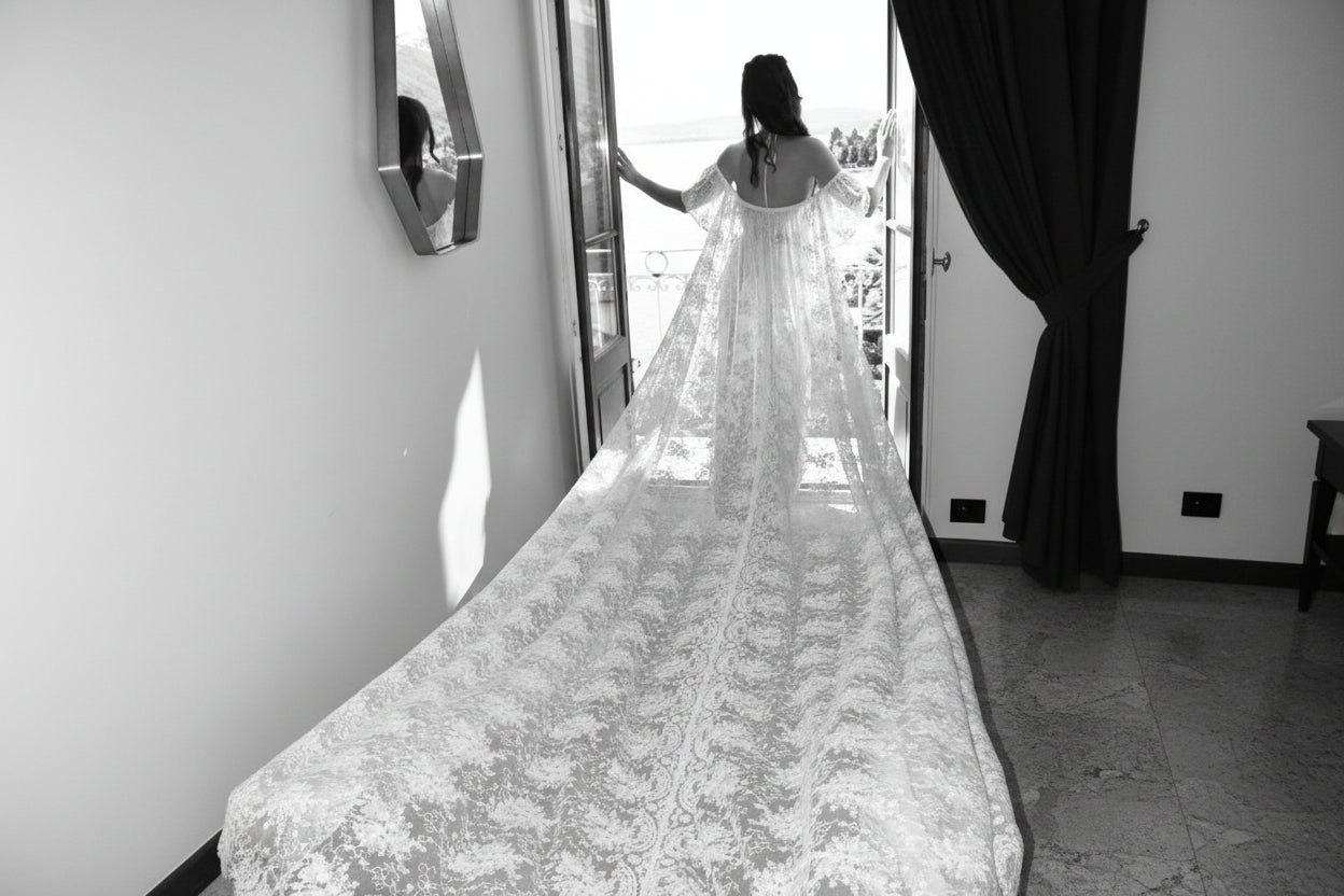 Ofelia Off shoulder wedding cape - Atelier Calliste