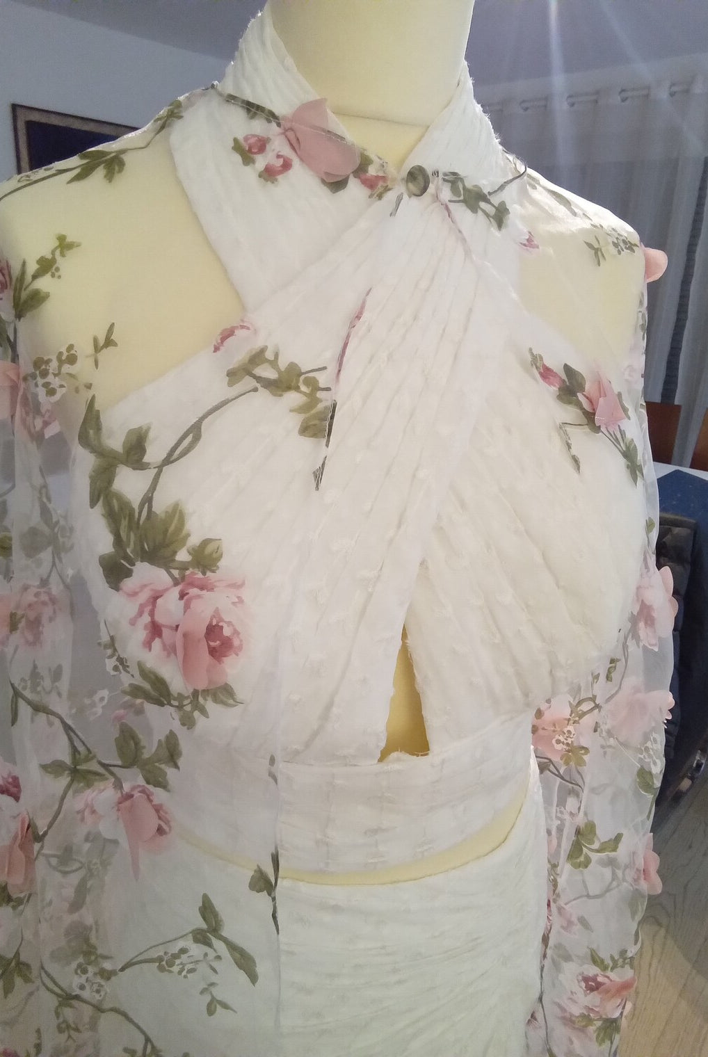 Romantic floral cape - Atelier Calliste