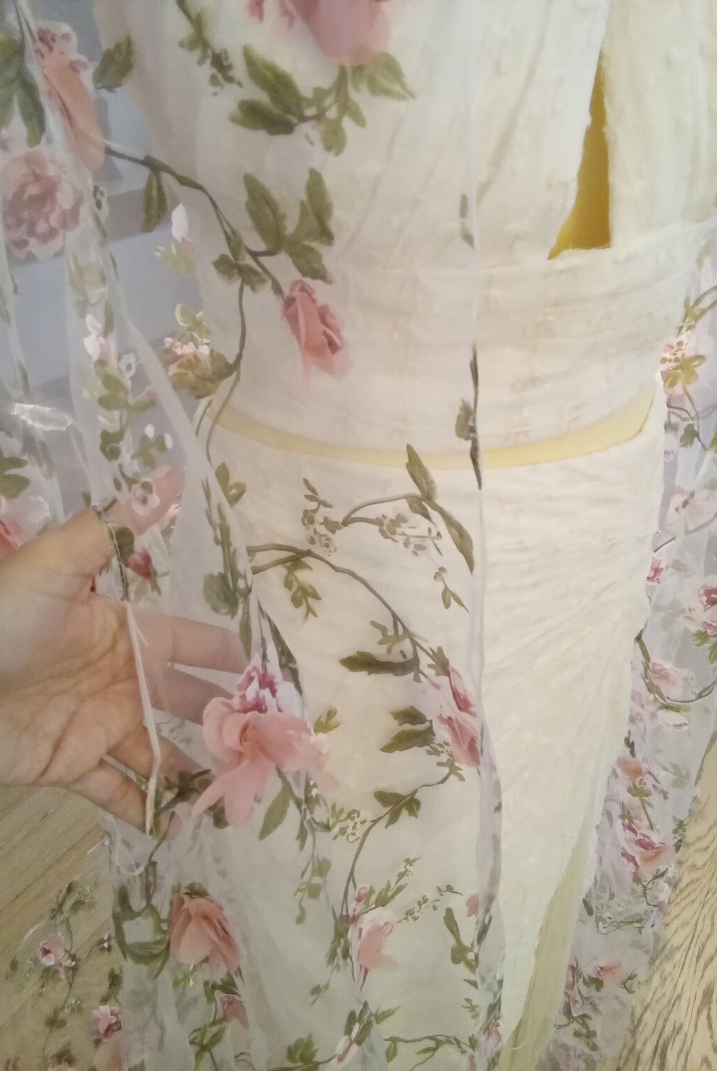 Romantic floral cape - Atelier Calliste