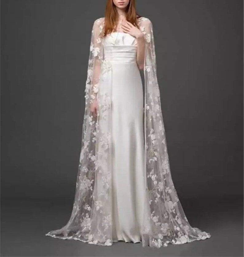 Beaded dramatic cape - Atelier Calliste