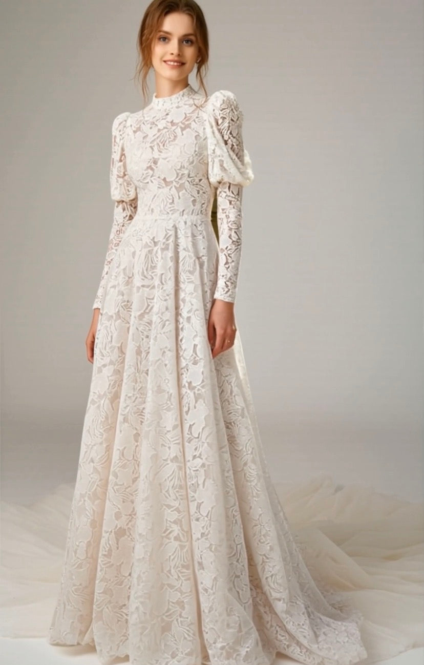 Renaissance Romantic Wedding Dress - Atelier Calliste