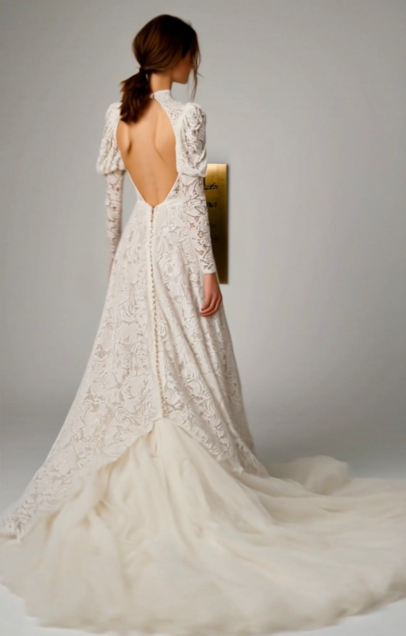 Renaissance Romantic Wedding Dress - Atelier Calliste