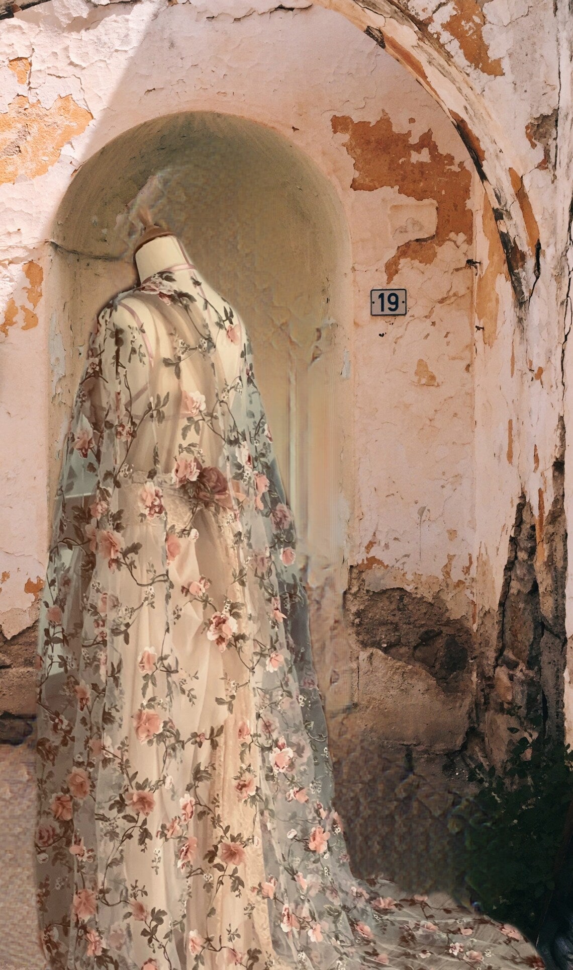 Romantic floral cape - Atelier Calliste